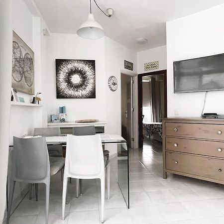 Lovely Villa - Pool Front, Private Roof Terrace, Wifi Fiber Optic Corralejo Buitenkant foto