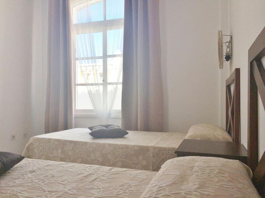 Lovely Villa - Pool Front, Private Roof Terrace, Wifi Fiber Optic Corralejo Buitenkant foto
