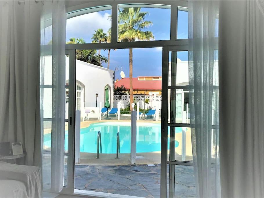Lovely Villa - Pool Front, Private Roof Terrace, Wifi Fiber Optic Corralejo Buitenkant foto