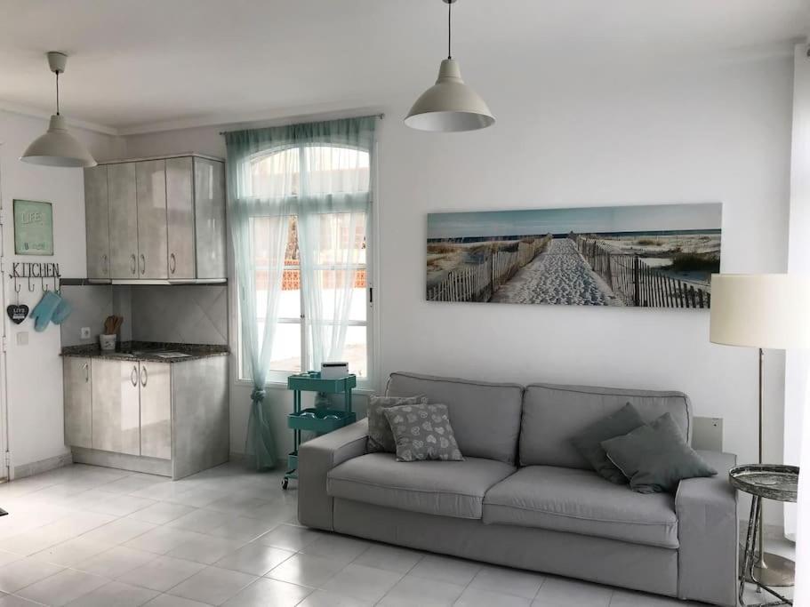 Lovely Villa - Pool Front, Private Roof Terrace, Wifi Fiber Optic Corralejo Buitenkant foto